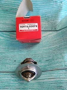 NOS Toyota Thermostat - Bild 1 von 4