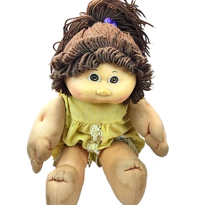 Vintage Kohl Aufnäher Puppe Brünette 1982 - Bild 1 von 15