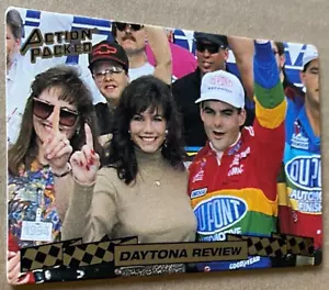 Carta JEFF GORDON HOF 1994 ACTION PACKED #103 condizioni NM-MT - Foto 1 di 2