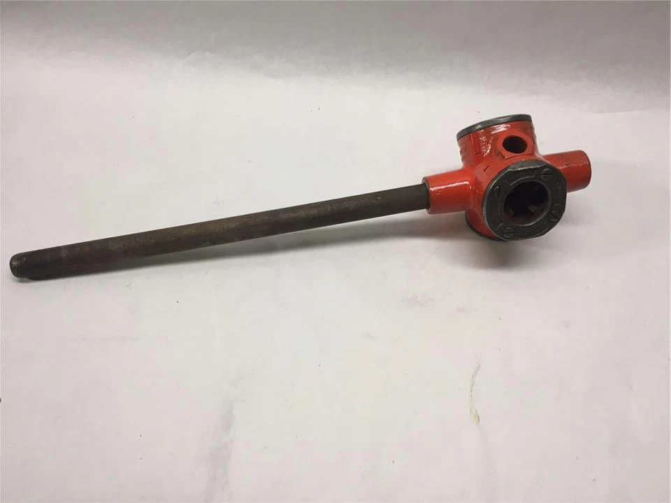 Ridgid No. 30-A 3-Way Pipe Threader 1/2" x 3/4" x 3/8" - Image 1 of 4
