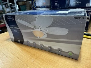 Harbor Breeze 44" Indoor/Outdoor Ceiling Fan Cedar Shoals NEW!!! SHIPS FREE!!! - Picture 1 of 4