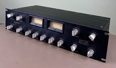 PREAMPLIFICADOR MARK LEVINSON LNP-2 VERSIÓN TEMPRANA SERIE BAJA  Foto 1 de 4