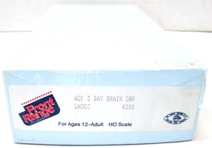 Assembled HO Scale Front Range ACF 3 Bay Grain Car Undecorated - No Couplers - Picture 1 of 6