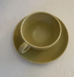 Taza de té/platillo vintage MCM Russel Wright iroquesa informal China Chartreuse - Imagen 1 de 6