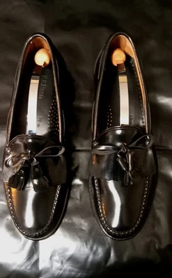 Mocassim masculino LL Bean tamanho 8 D preto com canecas Kilter couro completo. - Imagem 1 de 4