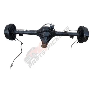2004 Mitsubishi L200 Animal Complete Rear Axle 2002-2006 MB664773 - Picture 1 of 13