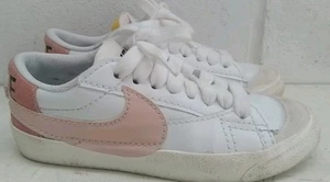 Damen Nike Blazer Low 77 Jumbo Weiß/Pink/Oxford UK 4,5 - Bild 1 von 5