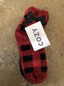 Cozy Hub Women's Sock Size 9-11 Black Red Gray Plaid Cozy Crew Socks 3 Pairs NWT - Picture 1 of 4