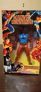 Marvel Universe SCARLET-SPIDER 10" Poseable Action Figure Toy Biz Vintage 1997 - Picture 1 of 9