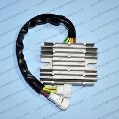 Suzuki GSX-r 1000 GSXR1000 Regulator / Rectifier 2005-2006 32800-47H00 - Image 1 of 3