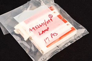 Micro Lamps ML-756 Miniatur Glühlampe Glühbirne 17 Stück V27 - Bild 1 von 3