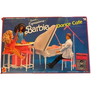 Mattel 7413 Barbie Special Expressions Dance Cafe 1990 - Vintage Collectible - Picture 1 of 19