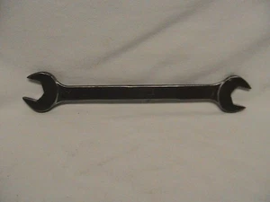 1 USED VINTAGE MAC TOOLS D-12 WRENCH 1-1/8" AND 1-1/4" STAMPED SABINA, OHIO, USA - Picture 1 of 5