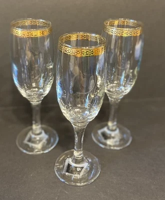 NOVO Conjunto Vintage/3 Utensílios Circulares Clássicos Aro Dourado Cristal Flautas de Champanhe 6,5 oz - Imagem 1 de 3