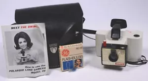 Vintage Polaroid Land Camera Sofortbild Swinger Model 20 mit Tragetasche - Bild 1 von 5
