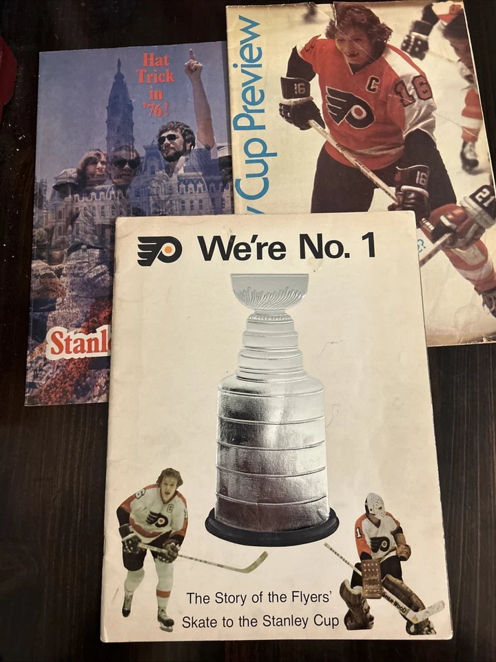 Philadelphia Flyers 1974 Championship Publication, 1975 y 1976 vista previa Foto 1 de 4