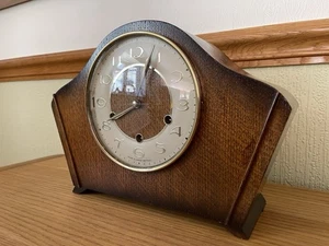 SMITHS 1962 OAK WESTMINSTER CHIMING MANTEL CLOCK - THE SANDILAN - Picture 1 of 16