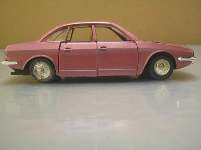 Marklin 1811 NSU RO 80 made in Germany rare color 1/43 scale EXC - Image 1 of 4
