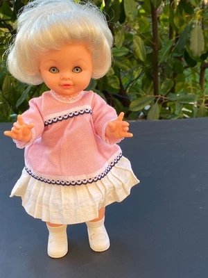 ANCIENNE  POUPEE VINTAGE ITALIENNE RATTI 29 CM MECANIQUE MARCHEUSE OK ANNEE 60 - Photo 1/4