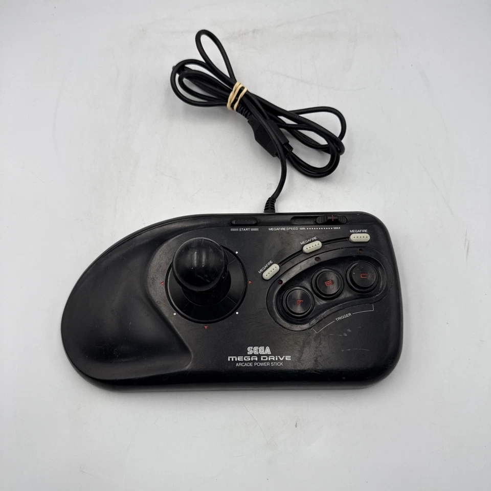 SEGA MEGA DRIVE ARCADE POWER STICK MK-1655-50 Foto 1 de 4