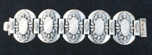 VINTAGE LARGE SILVER BRACELET  WEIGHS 103.4 GRAMS - Picture 1 of 2