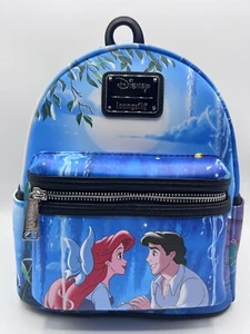 Loungefly Disney Little Mermaid Kiss The Girl Mini Rucksack Neu mit Etikett - Bild 1 von 5