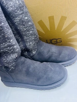 Bota camaya UGG Australia para mujer Foto 1 de 4