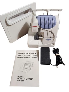 Janome Harmony 9102D Nähmaschine Serger mit Handbuch und Fußpedal  - Bild 1 von 7