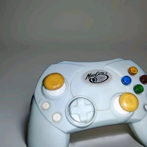 Mad Catz #4516 Ice Powder Blue Controller for XBox RARE COLOR - Picture 1 of 7