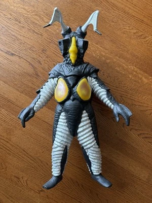"Zetton Ultraman Megaton Medicom Sofubi 24"" raro" Foto 1 de 4