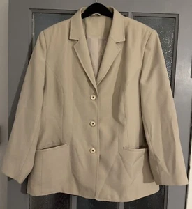 Beige Blazer - Berkertex - Size 18 - Picture 1 of 4