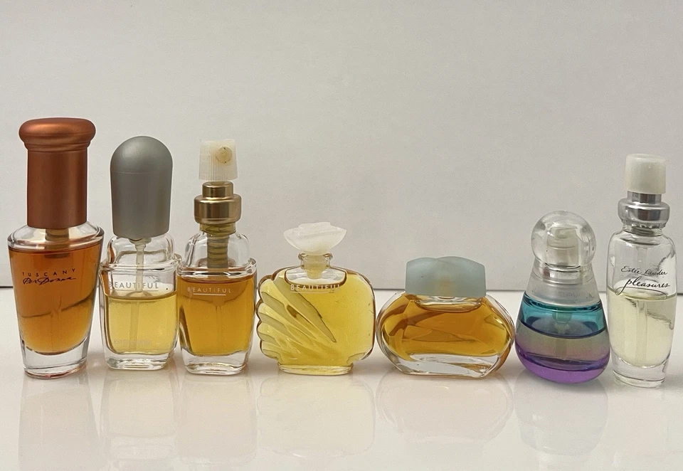 复古雅诗兰黛 Tuscany Per Donna Eau De Perfume 0.25 盎司旅行迷你套装 x7 — 第 1/1 张图片