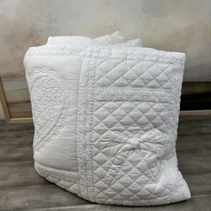 Pottery Barn LoveShackAusgefallene Schleife Herz Patchwork Quilt King/Cal. King Spot Lesen - Bild 1 von 12