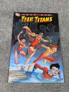 Teen Titans Year One TPB (2008) DC Comics 1st Print Robin Kid Flash Wonder Girl - Picture 1 of 3