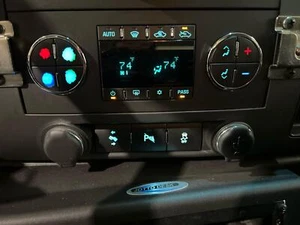 2012 - 2013 Chevy Silverado 1500 Dual Zone Auto Temperature Control Panel HAC - Picture 1 of 1