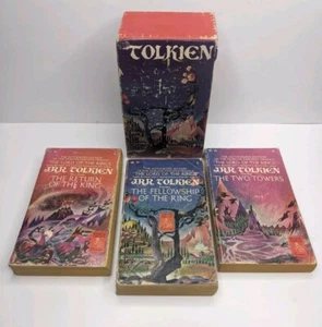 Lord of the Rings Trilogy J.R.R. Tolkien - Vintage Ballantine Books Box Set 1972 - Picture 1 of 24