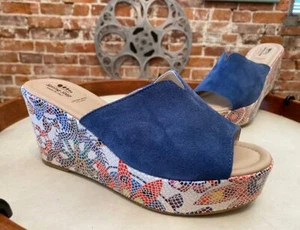 Spring Step Blue Multi Suede Floral Wedge Sandals Laylani 41 9.5 - 10 New - Picture 1 of 2