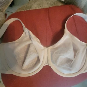 Sujetador Vanity Fair para mujer 40D beige camiseta ligeramente forrada encaje correas ajustables - Imagen 1 de 8