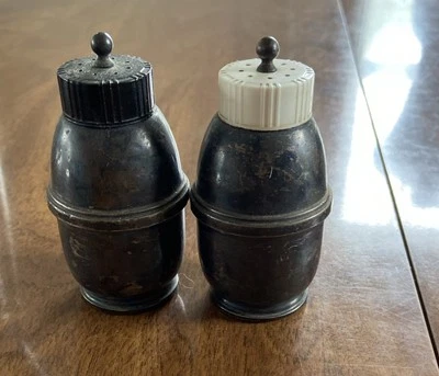 Salero y pimentero Frank M. Whiting de plata de ley de colección Foto 1 de 3