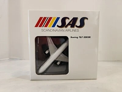 Avión fundido a presión Herpa Wings Boeing 767-300 ER 1:500 SAS Scandinavian Airlines nuevo en caja Foto 1 de 4
