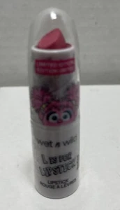 WET N WILD SESAME STREET L IS FOR LIPSTICK -SHADE GIGGLES- SEALED - Picture 1 of 3