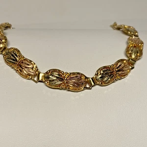 Black Hills Gold 10k Grape Leaf Link Bracelet, 7", 13.1 Grams, Green & Rose Gold - Picture 1 of 10
