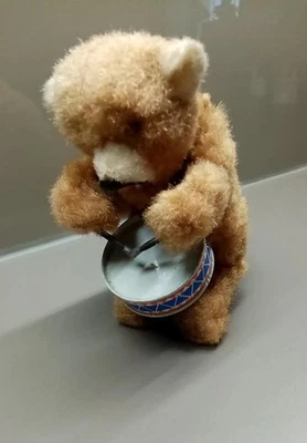 Jouet mécanique ancien  "Ours au tambour" . Max Carl 1978 - Photo 1/4