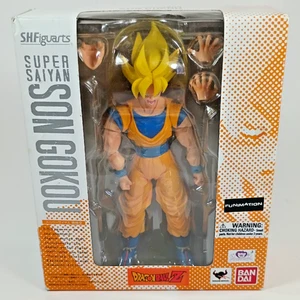 2010 Bandai S.H. Figuarts Dragon Ball Z SUPER SAIYAN SON GOKU Action Figure NIB. - Picture 1 of 5