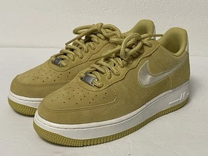 Nike Air Force 1 '07 LV8 - Buff Gold/Sail - HJ4465-700 - Taglie assortite - Nuove - Foto 1 di 7