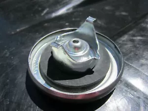71 72 73 74 BARRACUDA CUDA GAS CAP = after april 1971 E-BODY - Bild 1 von 3