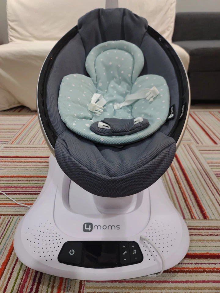 Columpio bebé 4Moms Mamaroo modelo 1037, blanco, con inserto infantil Foto 1 de 2