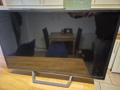 Sony Bravia KDL-32WD752 32" 1080p FHD LED LCD Internet TV - Image 1 of 4