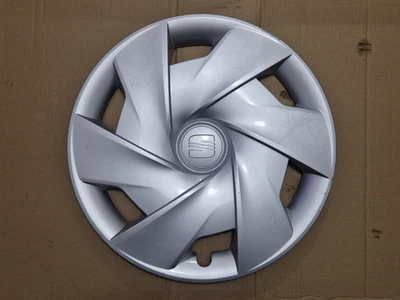 GENUINE SEAT IBIZA 6J0601147 C 15” WHEEL TRIM HUB CAP COVER  6J0 601 147 C - Image 1 of 4