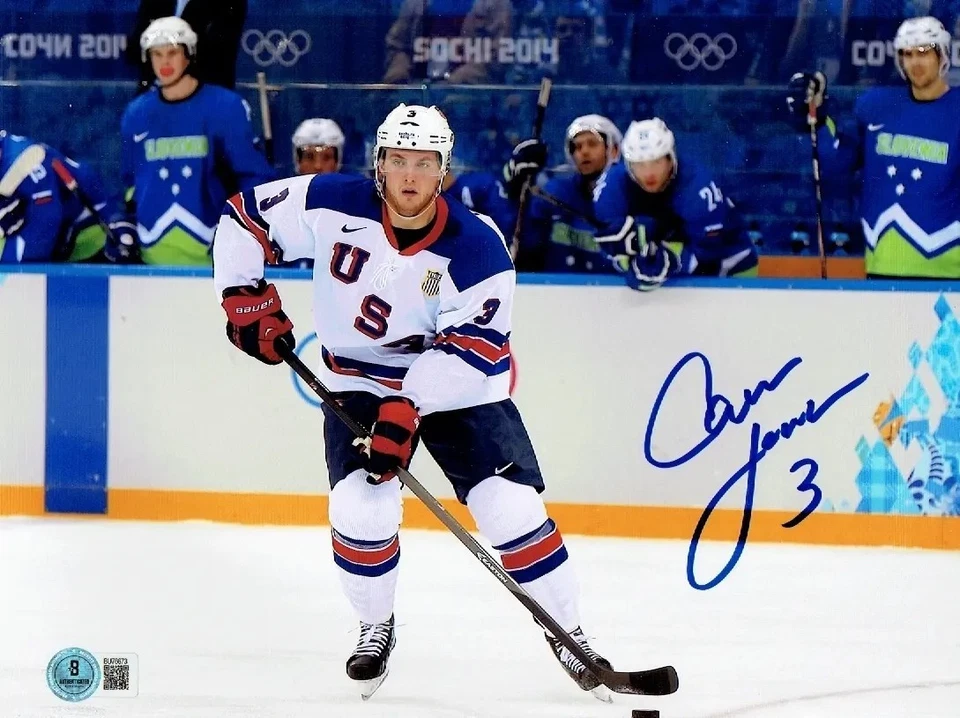 Foto firmada autografiada por Cam Fowler Team EE. UU. 8,5x11 holograma Beckett Foto 1 de 1